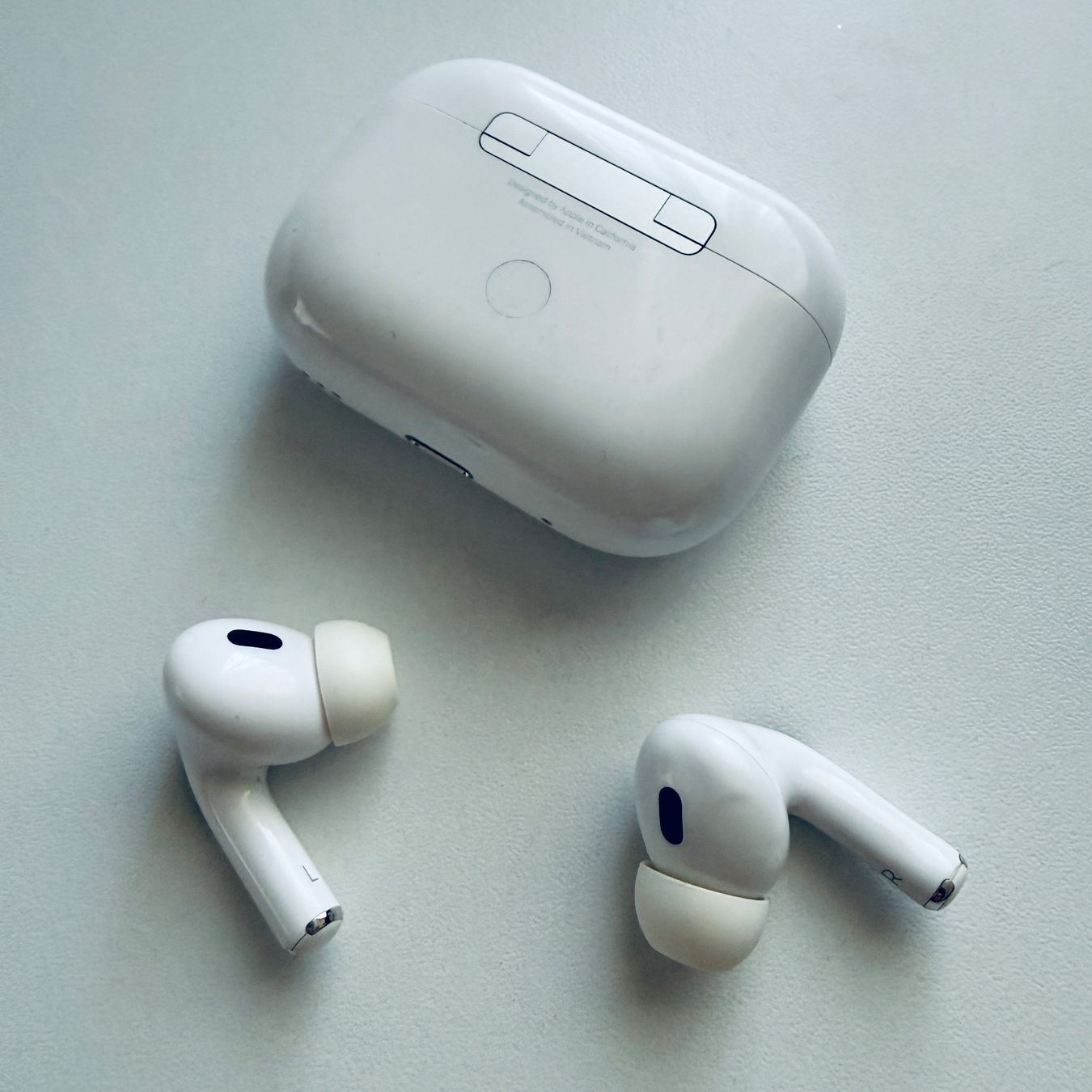 Apple Cuffie: Original Apple AirPods Pro 2, Lightning auf USB-C Kabel – Usato da Basel venduto da MY.AIRPODS.SHOP 5