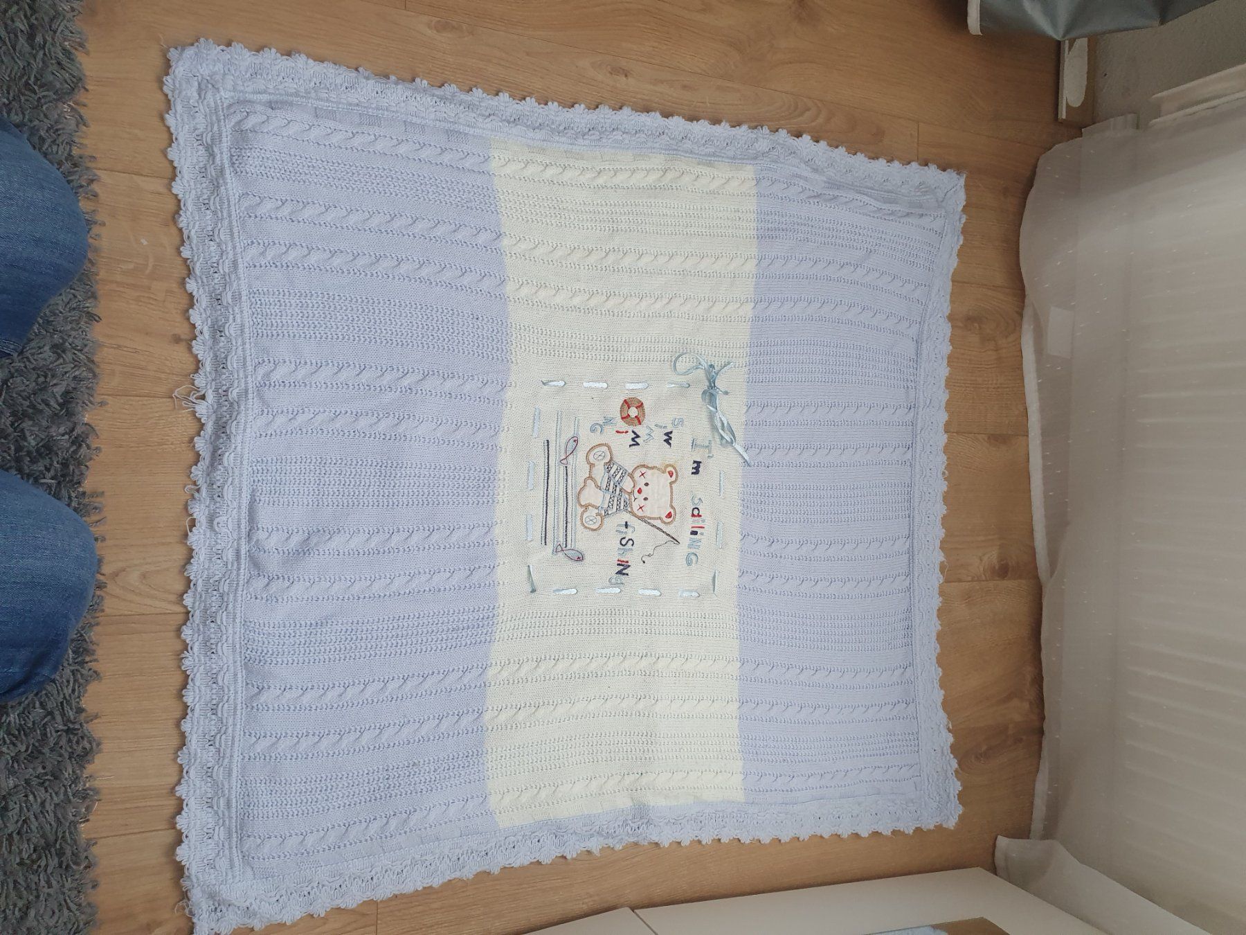 Coperte: Couverture bébé , motif ourson pêcheur - douce! – Usato da Prilly venduto da RoDyRe