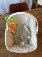 Stokke Tripp Trapp Newborn mit Spielzeughalter