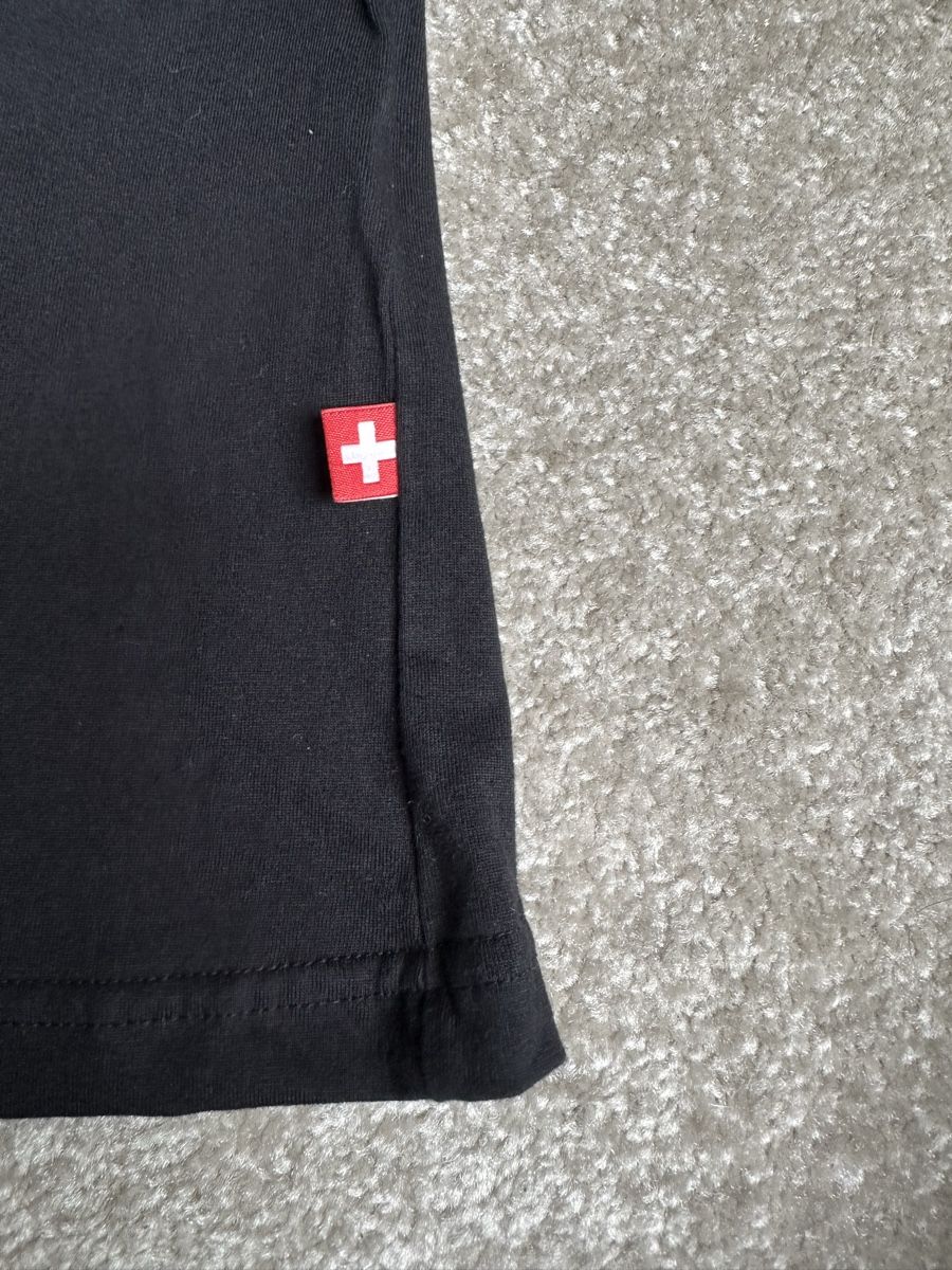 T-Shirts: T-shirt Switzerland taille 146 – Neu und originalverpackt aus Savagnier von Pivovar2 1