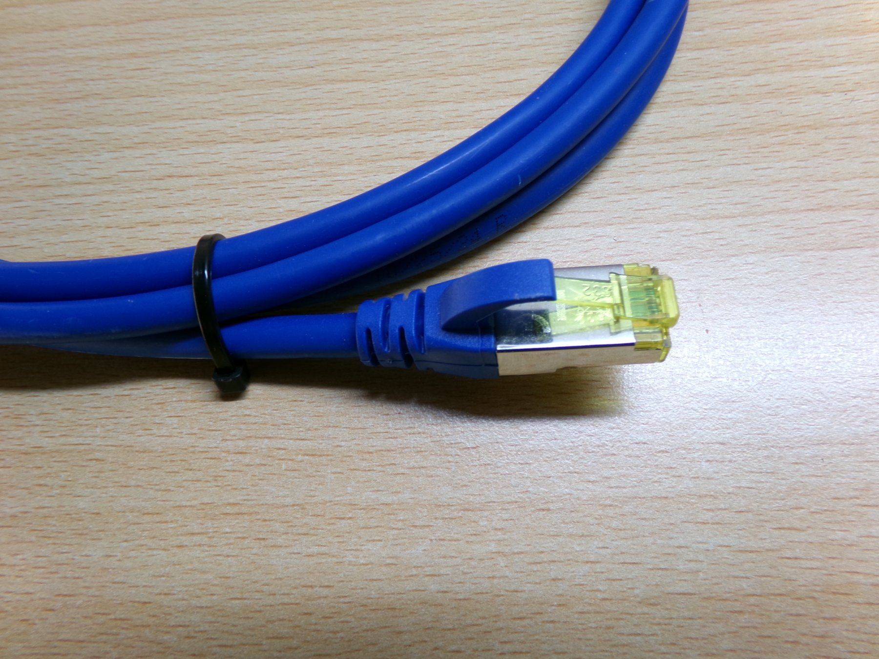 Kabel: Patchkabel 2m Cat6A – Neu (gemäss Beschreibung) aus Hombrechtikon von Maloev17 5