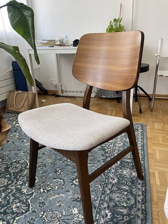 Stühle: Design Stühle Holz  – Gebraucht aus  von