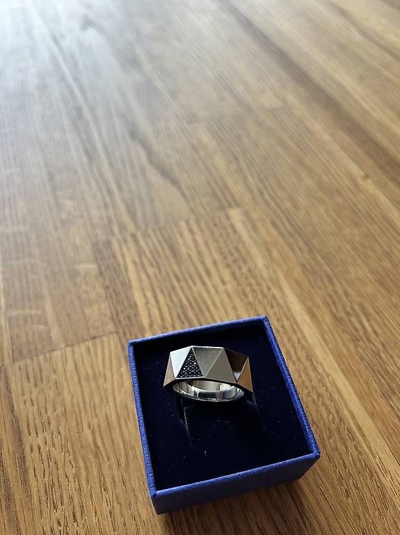 Swarovski Ringe: Männerring Swarovski – Gebraucht aus Zürich von mangel 2