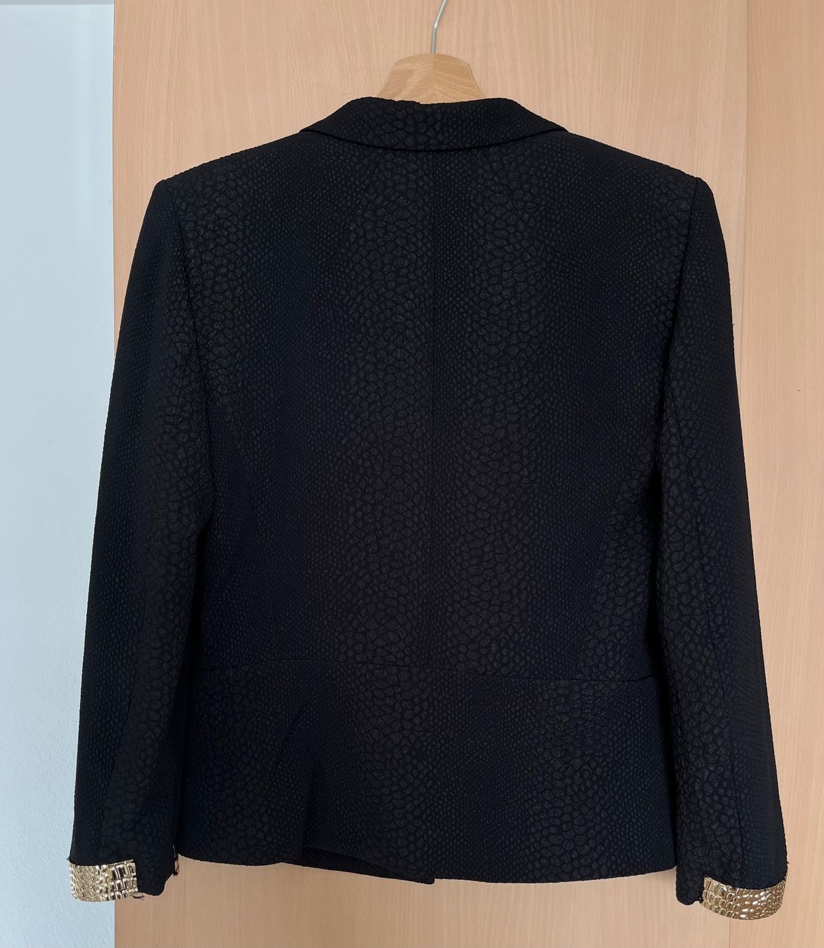 Guess Giacche: Guess Blazer – Usato da Basel venduto da rey_d2s7 1