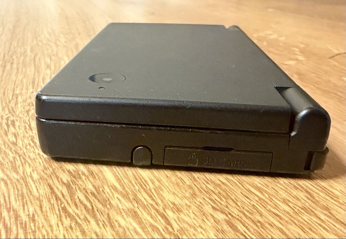 Nintendo Konsolen: Nintendo DSi – Gebraucht aus Glattpark(Opfikon) von Beubeu44 4