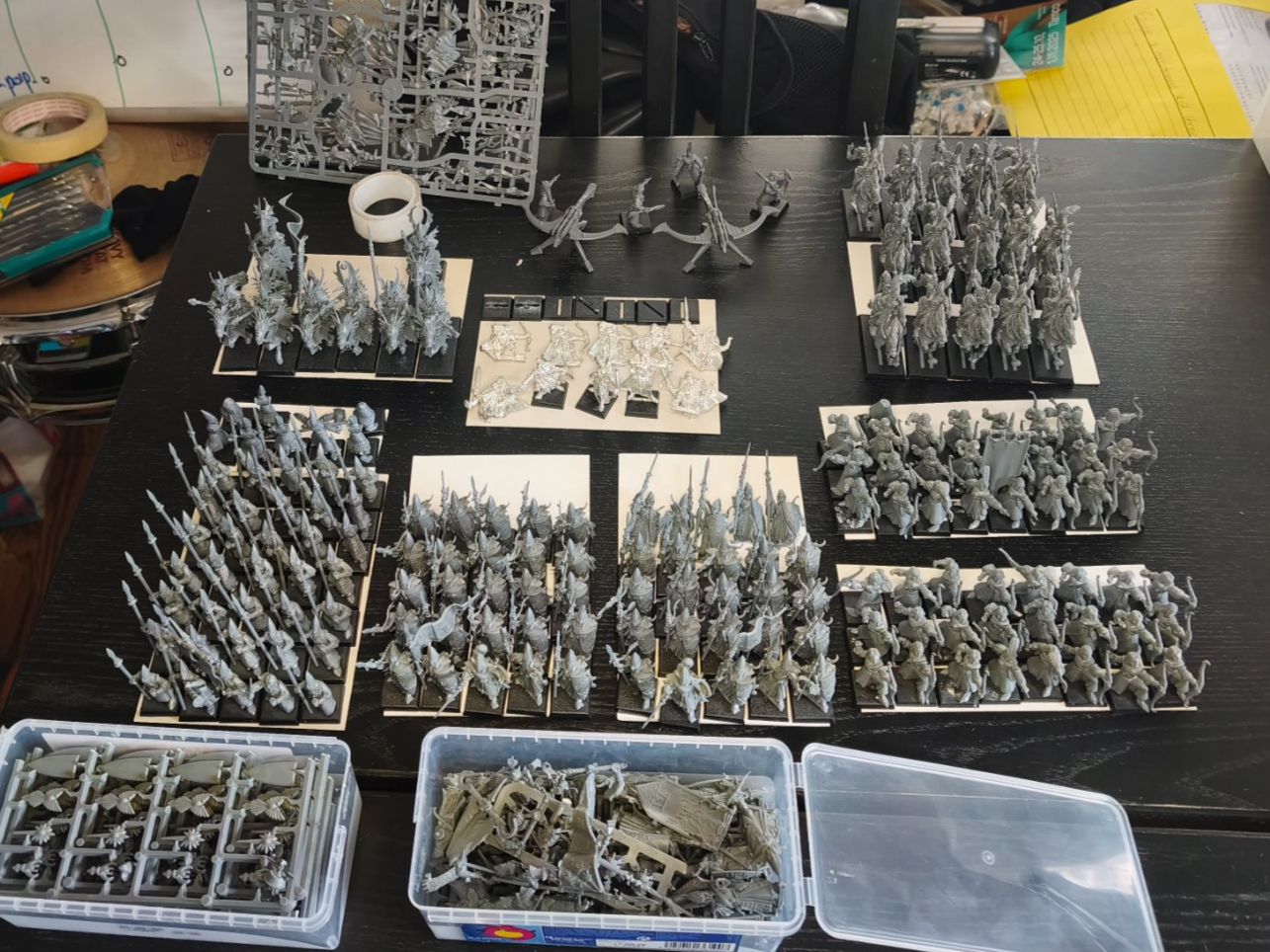 Spielzeuge: Warhammer WFB high elves - Sold separately! – Gebraucht aus Genève von EMellau