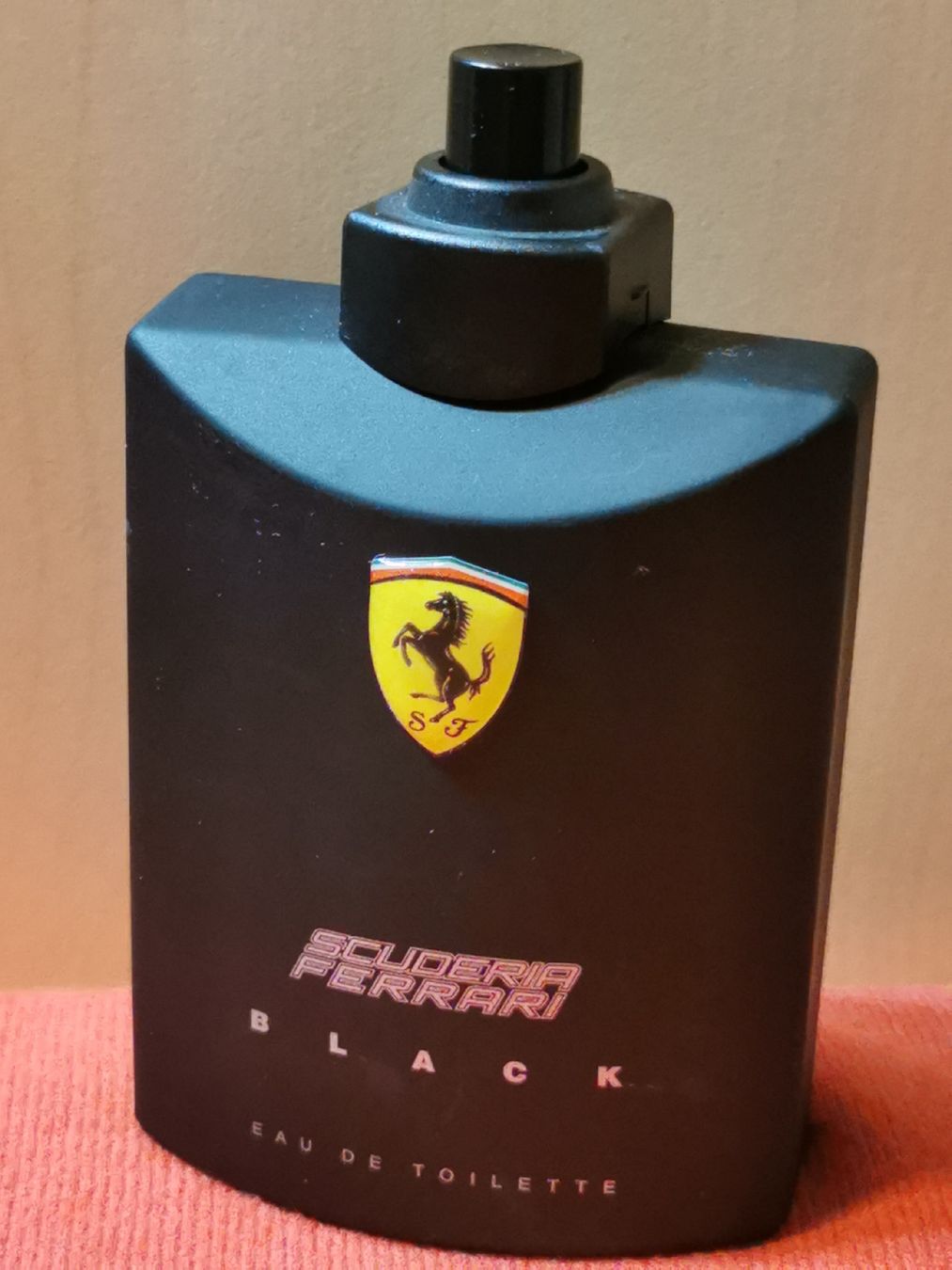 Ferrari Profumi & Eau de Toilette: Ferrari Black  EdT 125 ml. – Nuovo (secondo la descrizione) da Schlieren venduto da vlalif