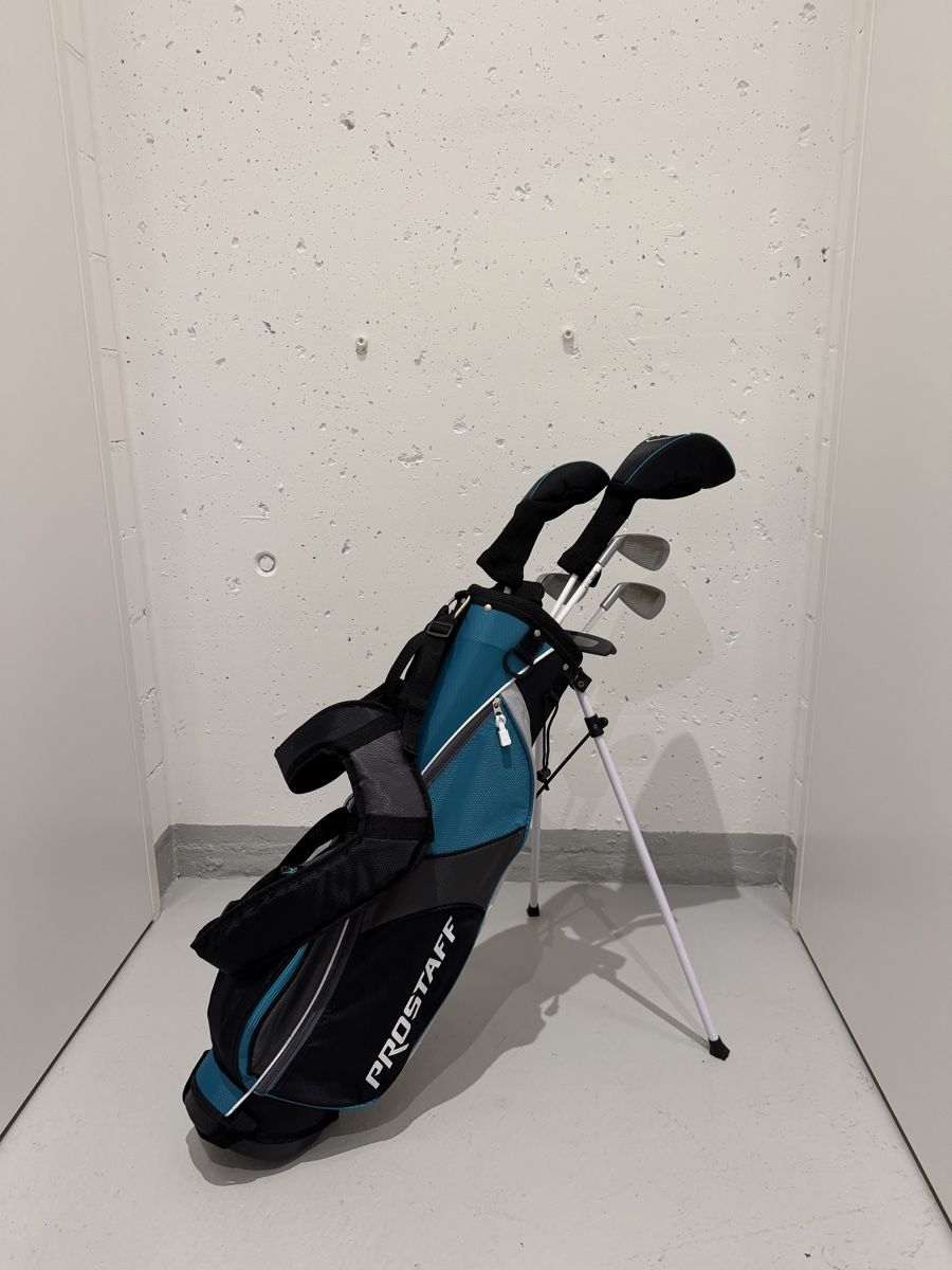 Wilson Clubs & Sets: Wilson Prostaff JGI Junior Large Set Golf Set – D'occasion à Zug par mbe_t5j2