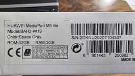 Huawei MediaPad M5 lite BAH2-W19 32GB gebraucht, inkl. Hülle