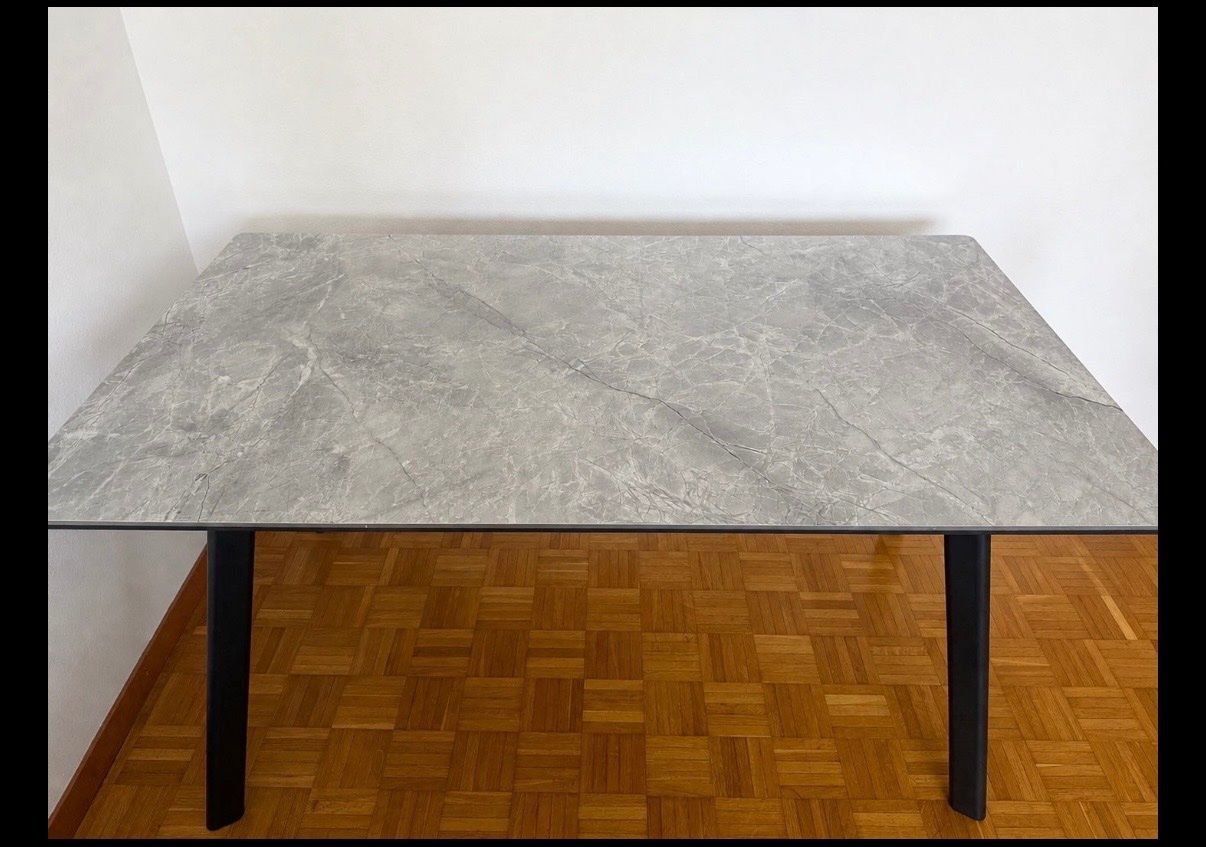 Tische: Tisch Marmoroptik Top Zustand – Gebraucht aus Winterthur von sje_lks5 1