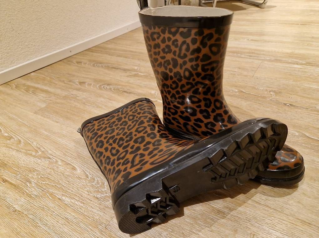 Damenschuhe: Gummistiefel Damen NEU – Neu (gemäss Beschreibung) aus Besenbüren von pia_myc7 1