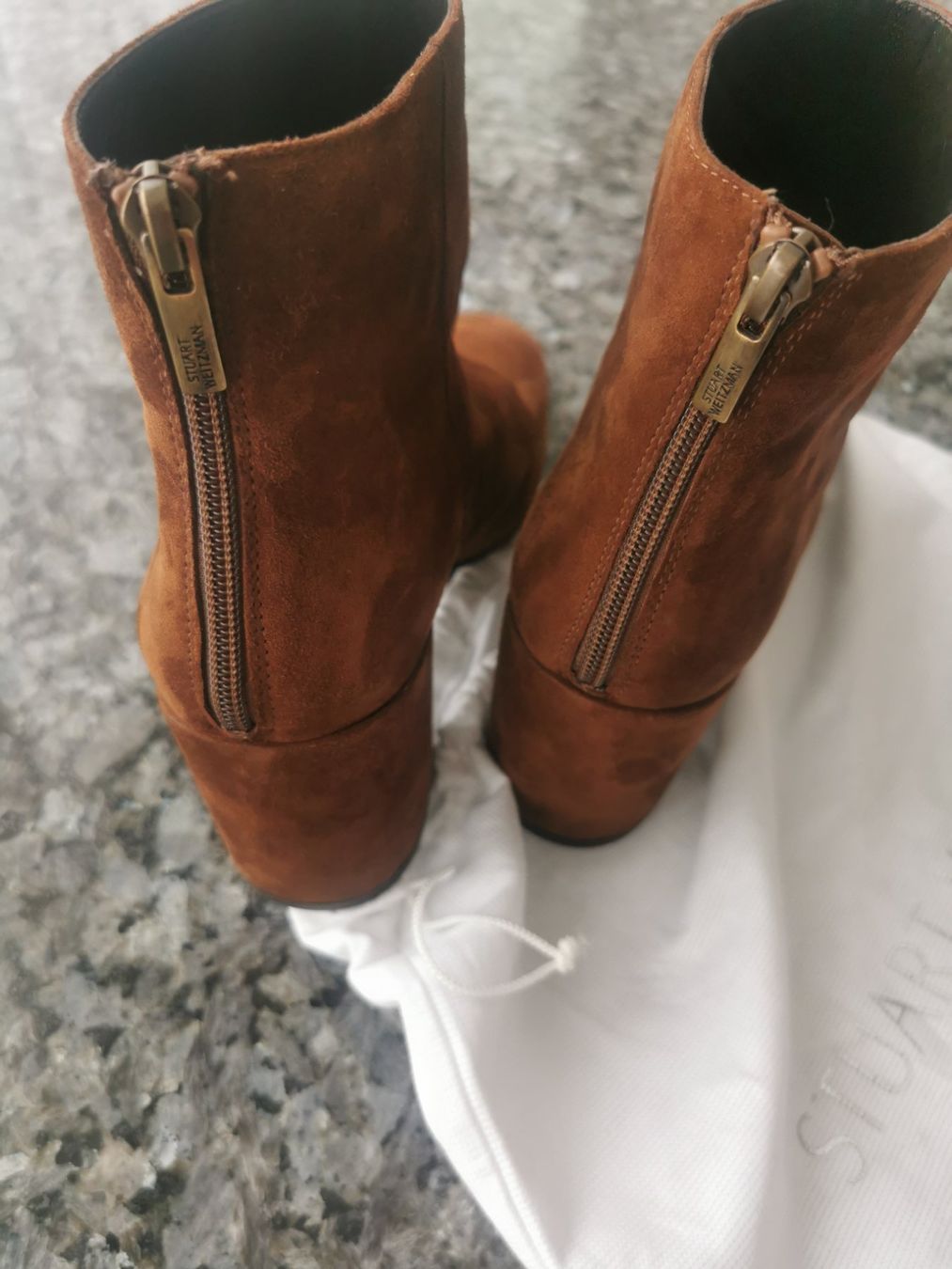 Scarpe da donna: Neue Stuart Weitzman Stiefeletten Grösse 40.5 – Nuovo (secondo la descrizione) da Luzern venduto da heart100 8
