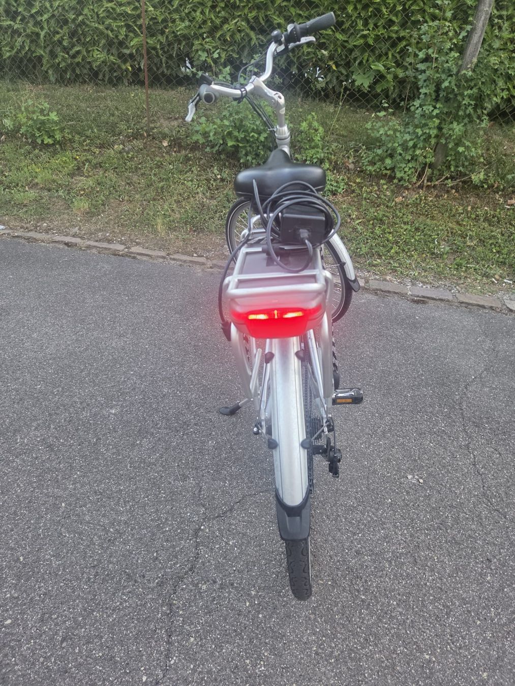 Leopard Biciclette: DAMEN ELEKTRO LEOPARD PROMA 2 – Usato da Oberengstringen venduto da con_2l5w