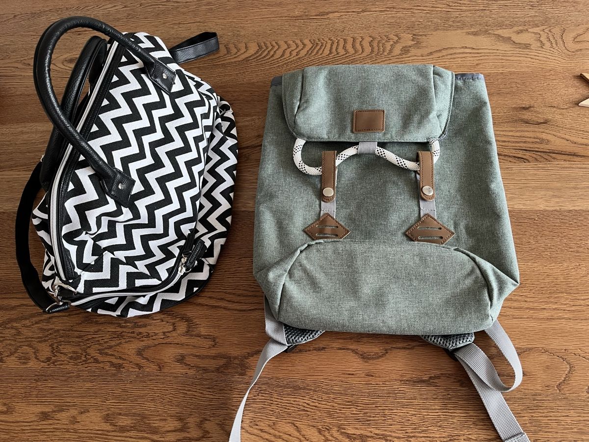 Sacs à dos: Rucksack mit  – Neuf (Voir description) à Schliern b. Köniz par medion3098