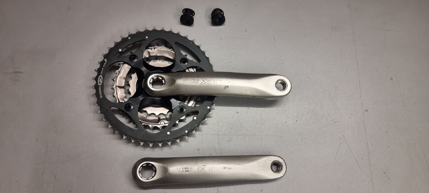 Shimano Pezzi di ricambio: Shimano XT M751 Kurbel - Versand möglich  – Usato da Seon venduto da Stibinio