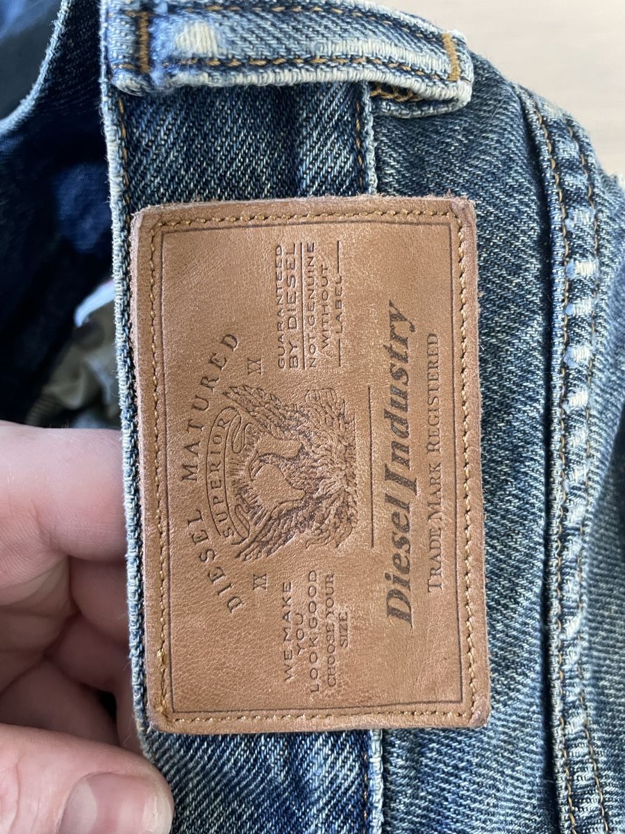 Diesel Jeans: Diesel Flared Jeans W27 – Usato da Ecublens VD venduto da Max_b5fw 3