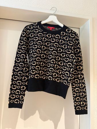 Pullover Guess schwarz/beige Grösse S guter Zustand
