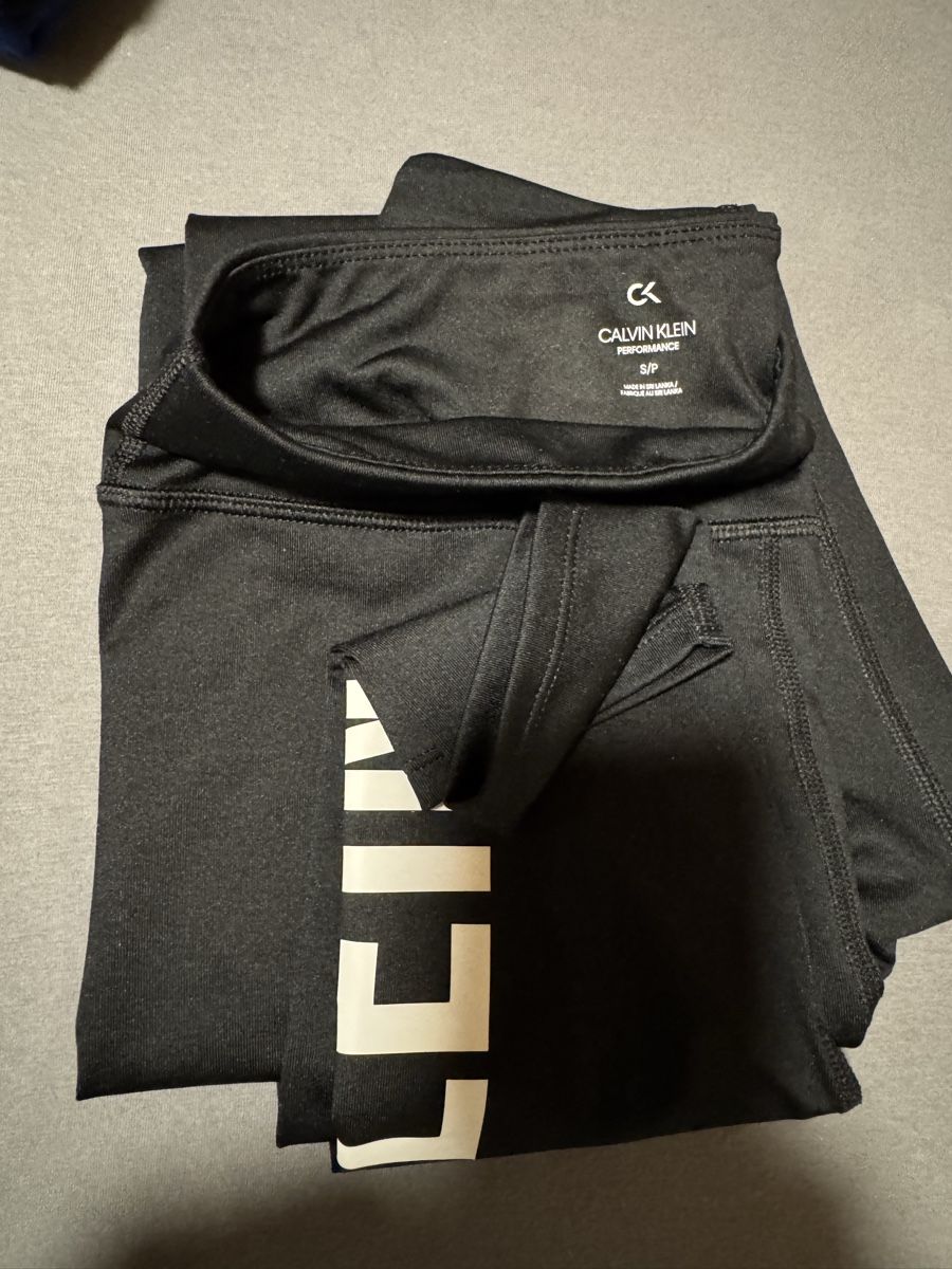 Calvin Klein Leggings: Leggins Calvin Klein – Nuovo (secondo la descrizione) da Choëx venduto da nad_x9m5 2