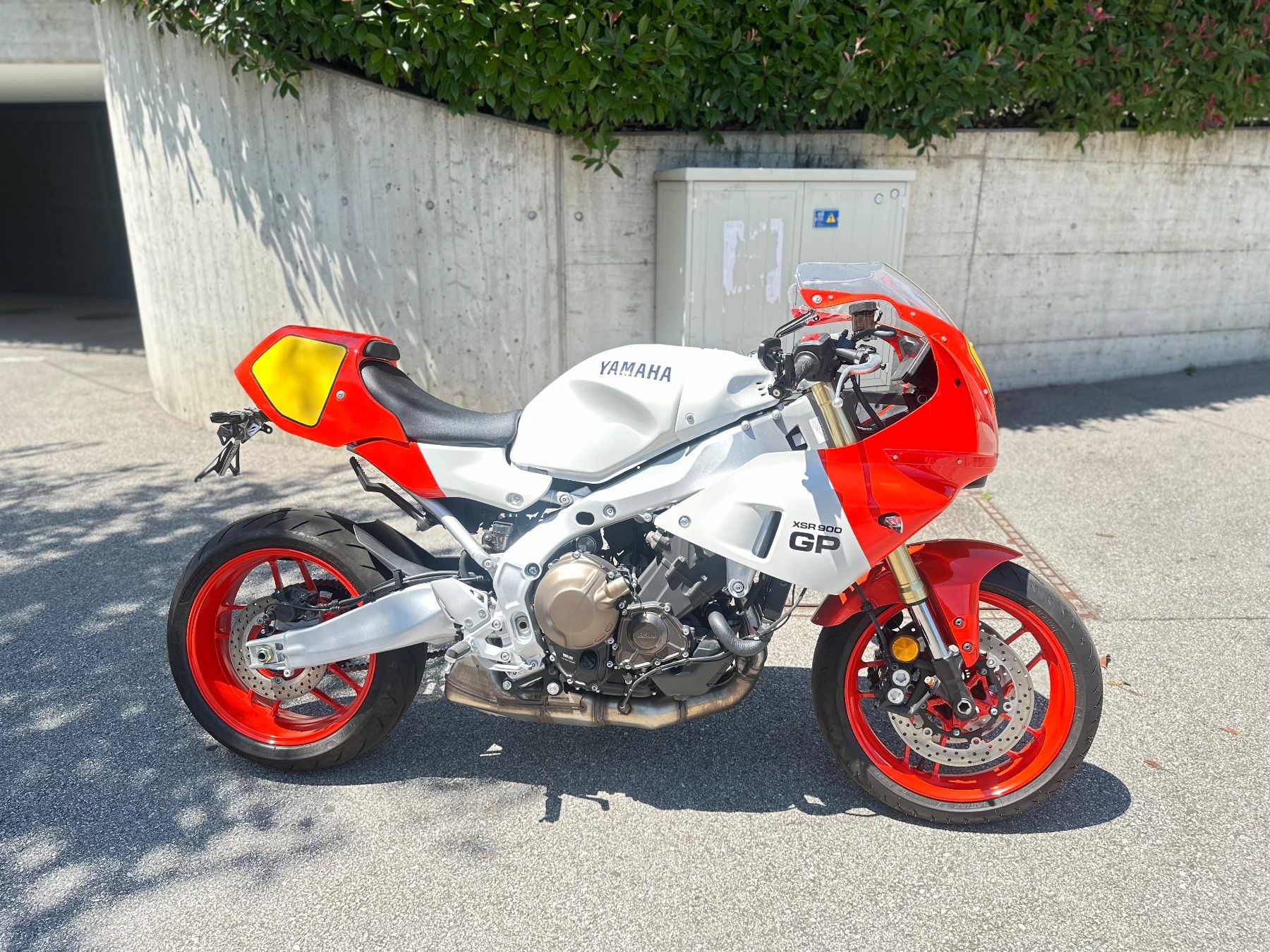 Yamaha Strada: Yamaha Xsr 900 Gp – Nuovo (secondo la descrizione) da Bioggio venduto da Vespascout 3