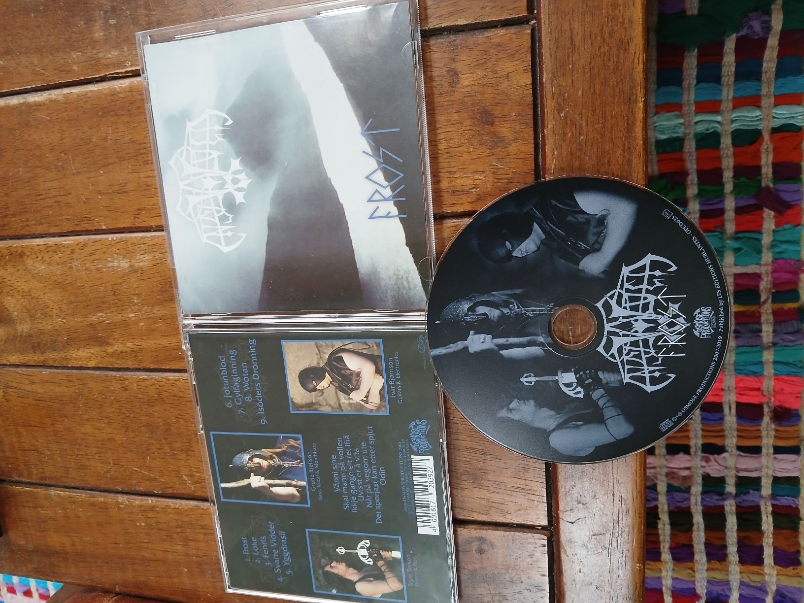 CD: enslaved- frost  – Usato da St-Cergue venduto da VeganWarrior