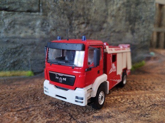 Conrad Modellbausätze & Standmodelle: Man Pompier – Neu (gemäss Beschreibung) aus Moutier von tomu79 3