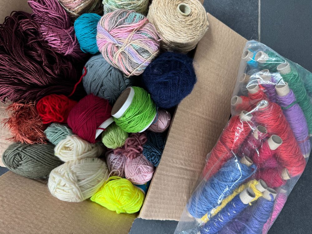Lana: grosses Wolle Paket  - diverse Farben und Qualitäten – Usato da Gurmels venduto da topsommer 2