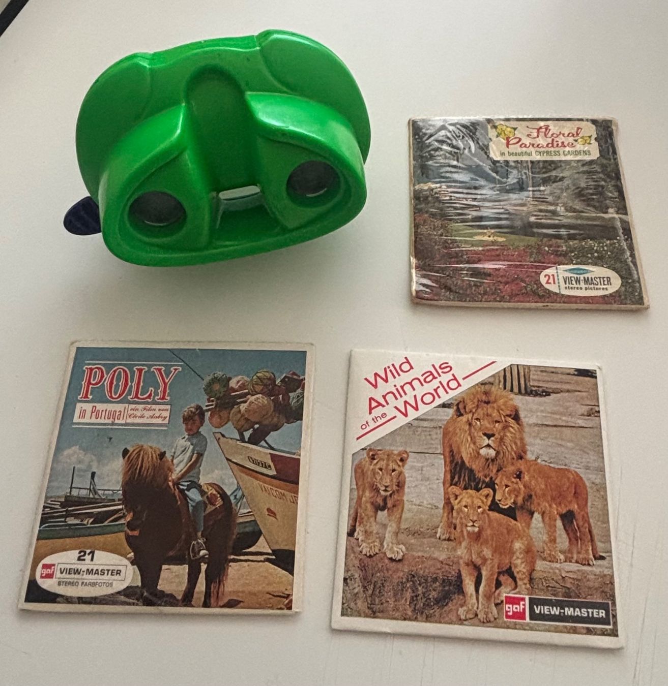 Fotocamera: View-Master 3D vert avec 3 paquets de disques Stéréoscopique – Usato da Neuchâtel venduto da gefdeneuch
