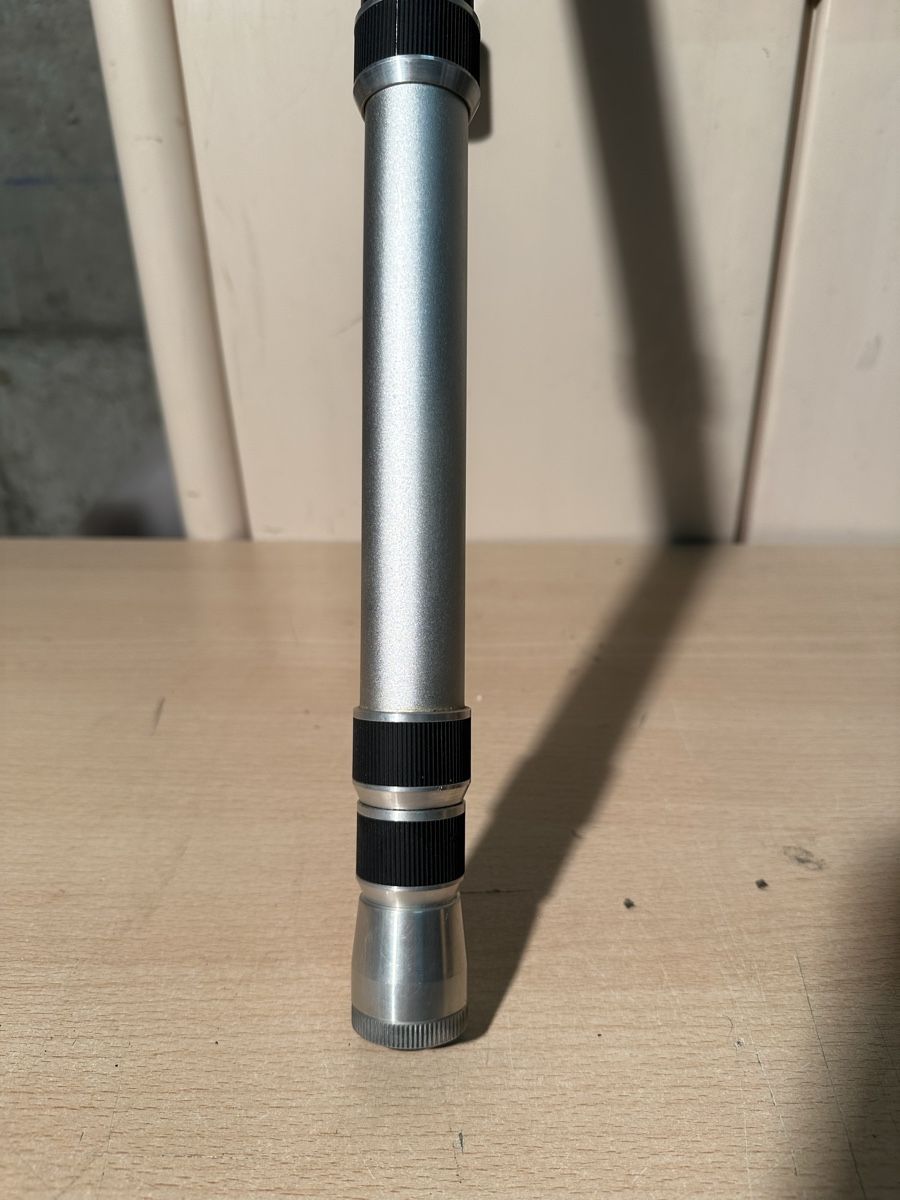 Telescopi: Monopode télescopique Manfrotto, parfait état, stable! – Usato da Lausanne venduto da artnouveau04 1