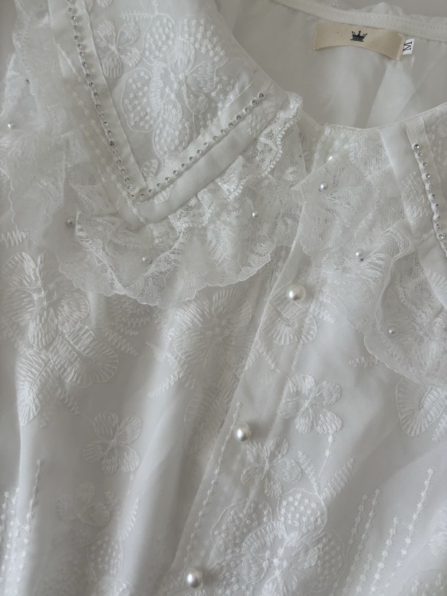 Blusen: Damenbluse mit Spitze – Neu (gemäss Beschreibung) aus Arbon von Ursula_566 2