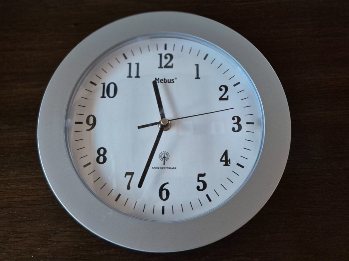 Uhren: Mebus Wanduhr – Gebraucht aus Eggersriet von Fredb