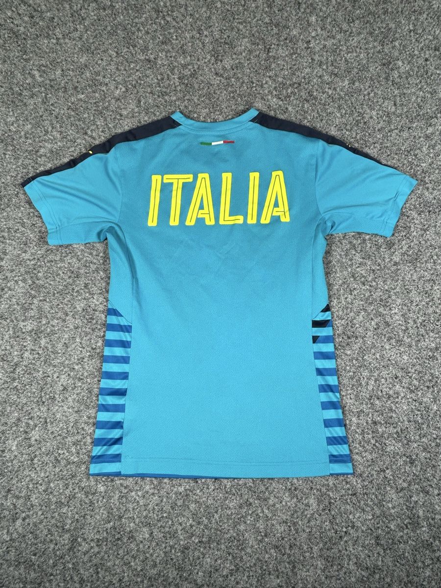 Puma Canottiere & Pantaloni: Puma jersey Italia Small men  – Nuovo (secondo la descrizione) da La Sagne NE venduto da Matlasape 1