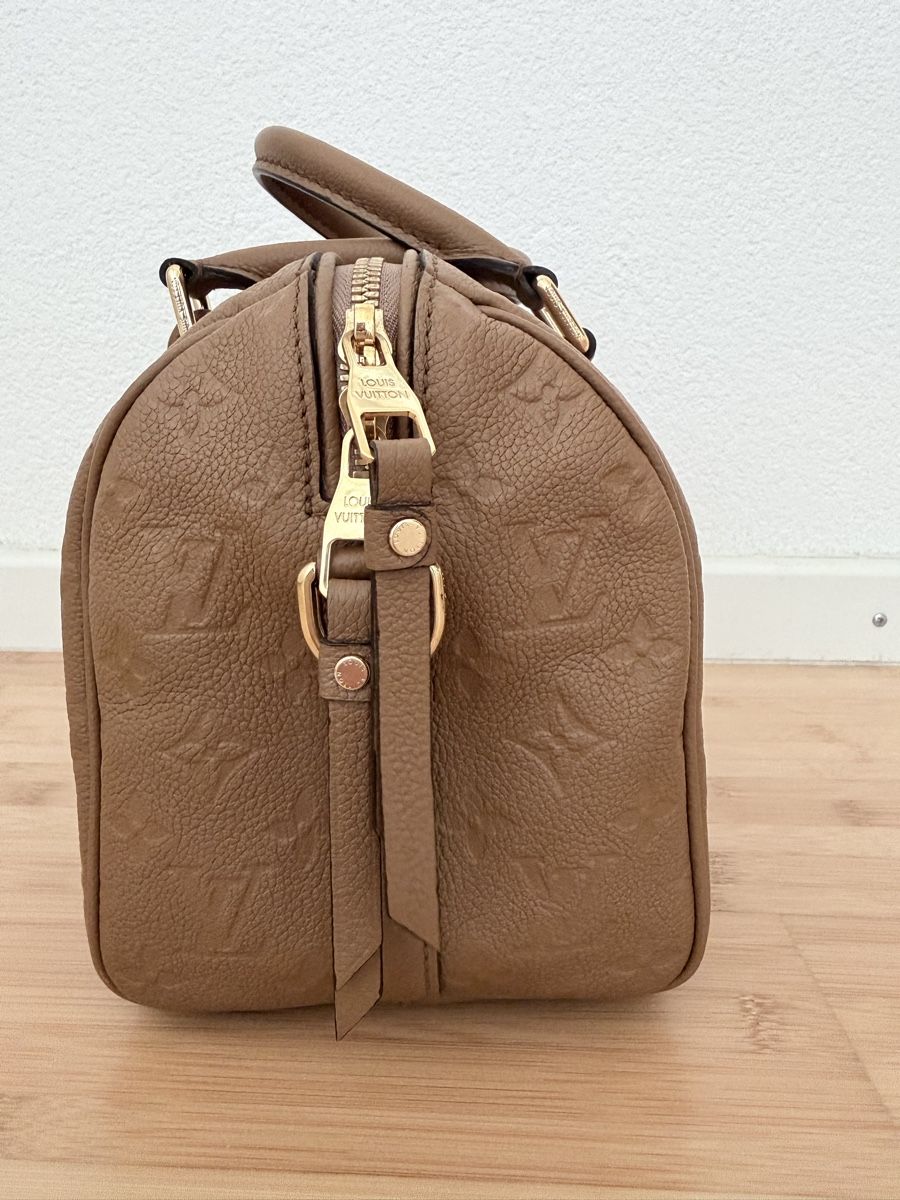 Louis Vuitton Taschen für Damen: Louis Vuitton Speedy BB Monogram Empreinte Taupe Bag – Gebraucht aus Biel-Benken BL von LYH 2