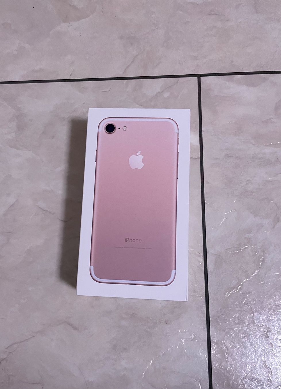 Apple Telefoni cellulari / Smartphones: iPhone 7 – Usato da Uetikon am See venduto da m1384