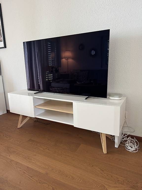 Mobili TV: TV Möbel weiss/holzig – Usato da Eglisau venduto da sorayaliisa