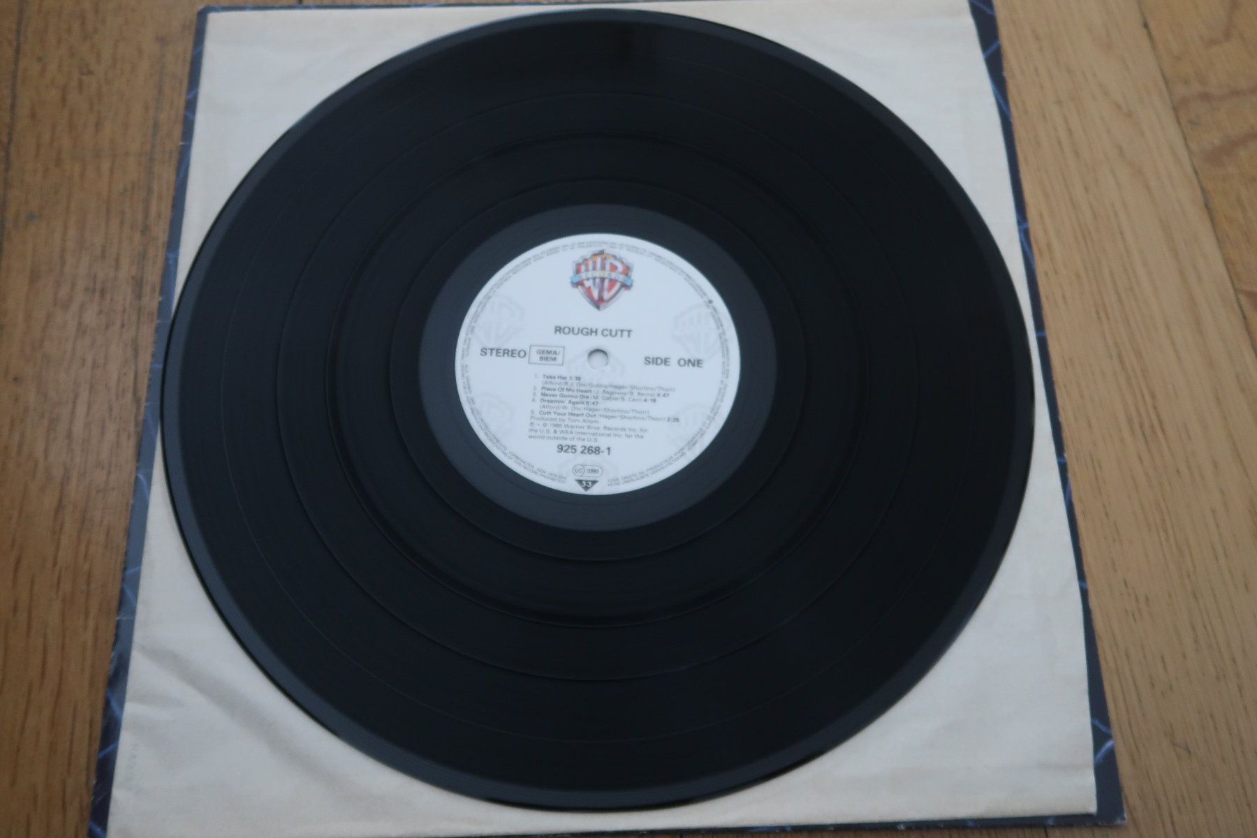 Dischi in vinile: ROUGH CUTT - ST - PAUL SHORTINO - VINYL LP – Usato da Basel venduto da Patiscat 3