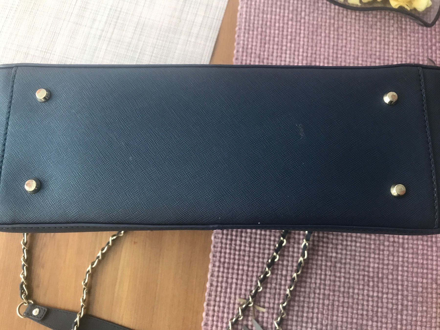 DKNY Borse da donna: DKNY Tasche – Nuovo (secondo la descrizione) da Wettingen venduto da Andres54 5
