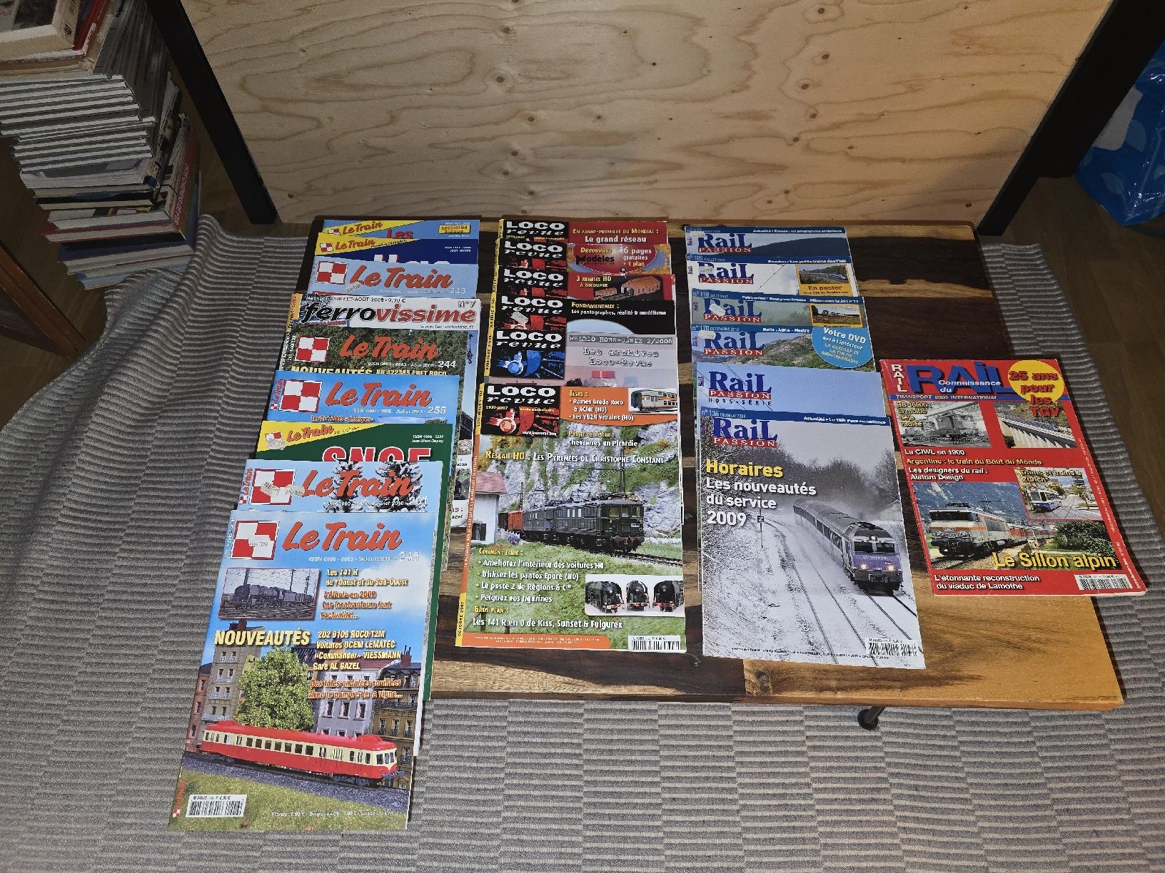 Riviste & Magazine: 22 magazines ferroviaire – Usato da Farvagny-le-Petit venduto da Aeternitas_FS 2