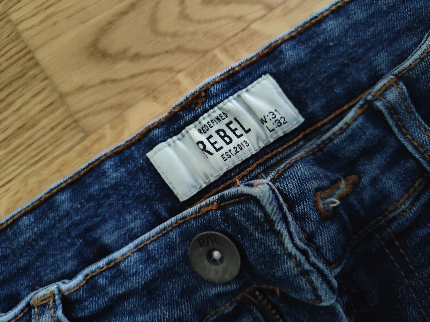 Jeans: Jeans, Rebel – Nuovo (secondo la descrizione) da Muttenz venduto da NMtn. 1