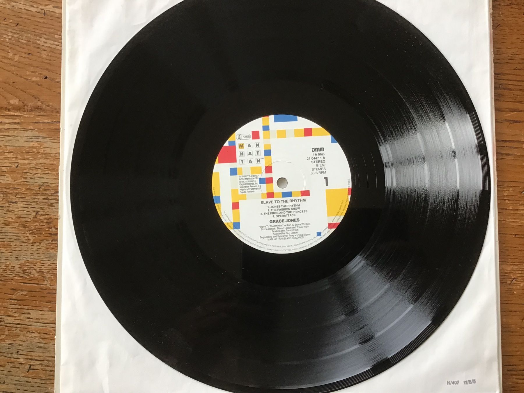 Vinyles: LP Grace Jones – D'occasion à Fully par Ruby97 2