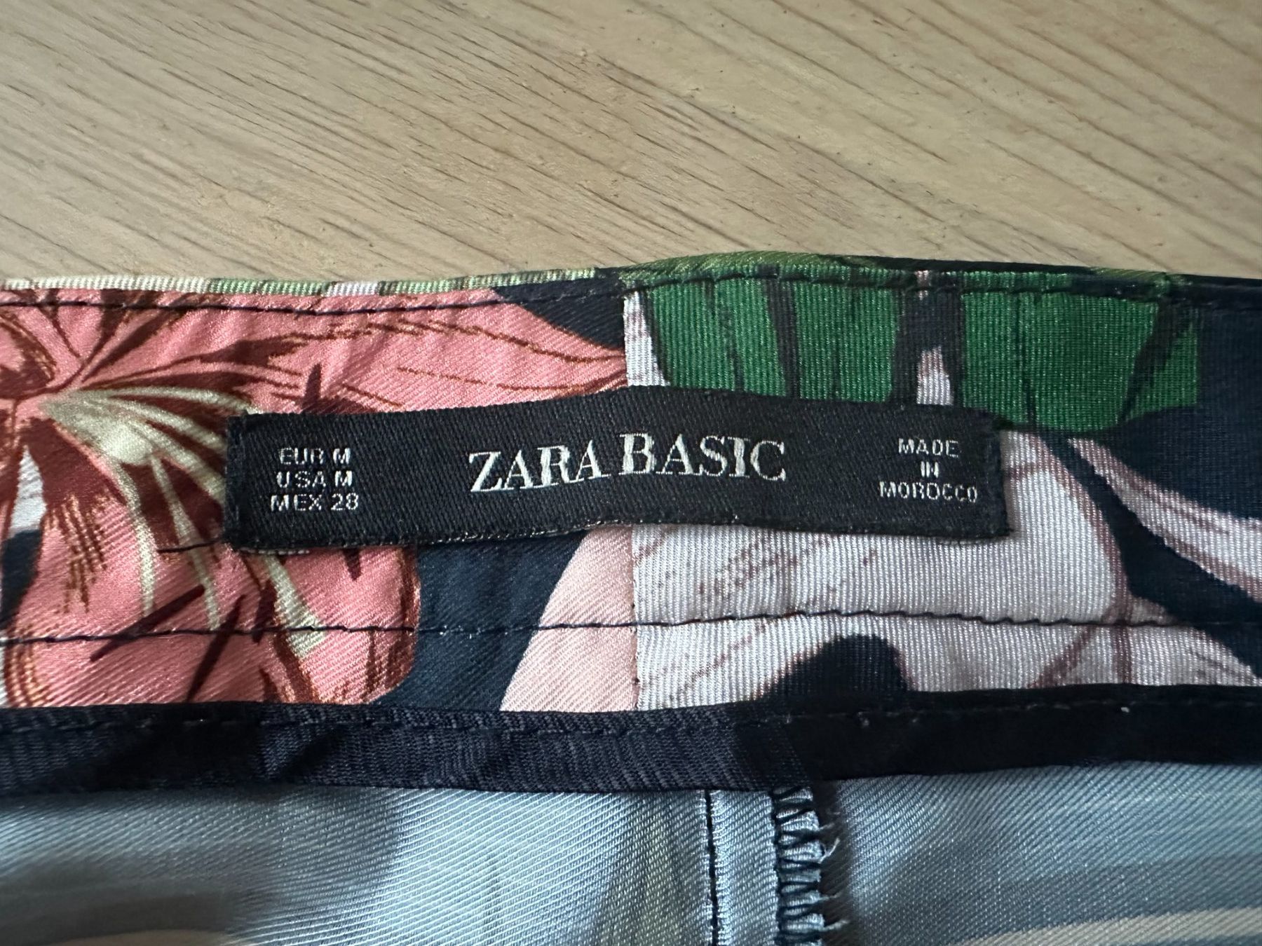 Zara Pantaloni: ZARA BASIC - Hose mit Bügelfalte - Gr. M - TOP – Usato da Dübendorf venduto da san_tt6m 3