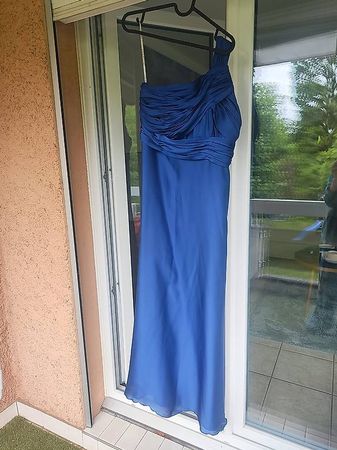 Robe longue bleue électrique 