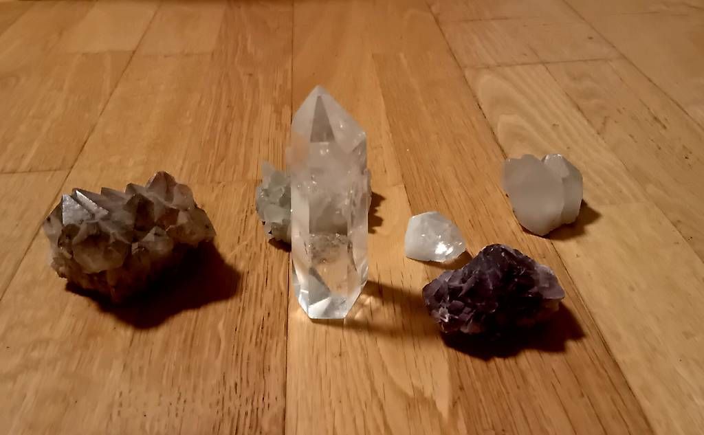 Minerali & Pietre curative: Kristall-Sammlung – Usato da Wallisellen venduto da MarlonH