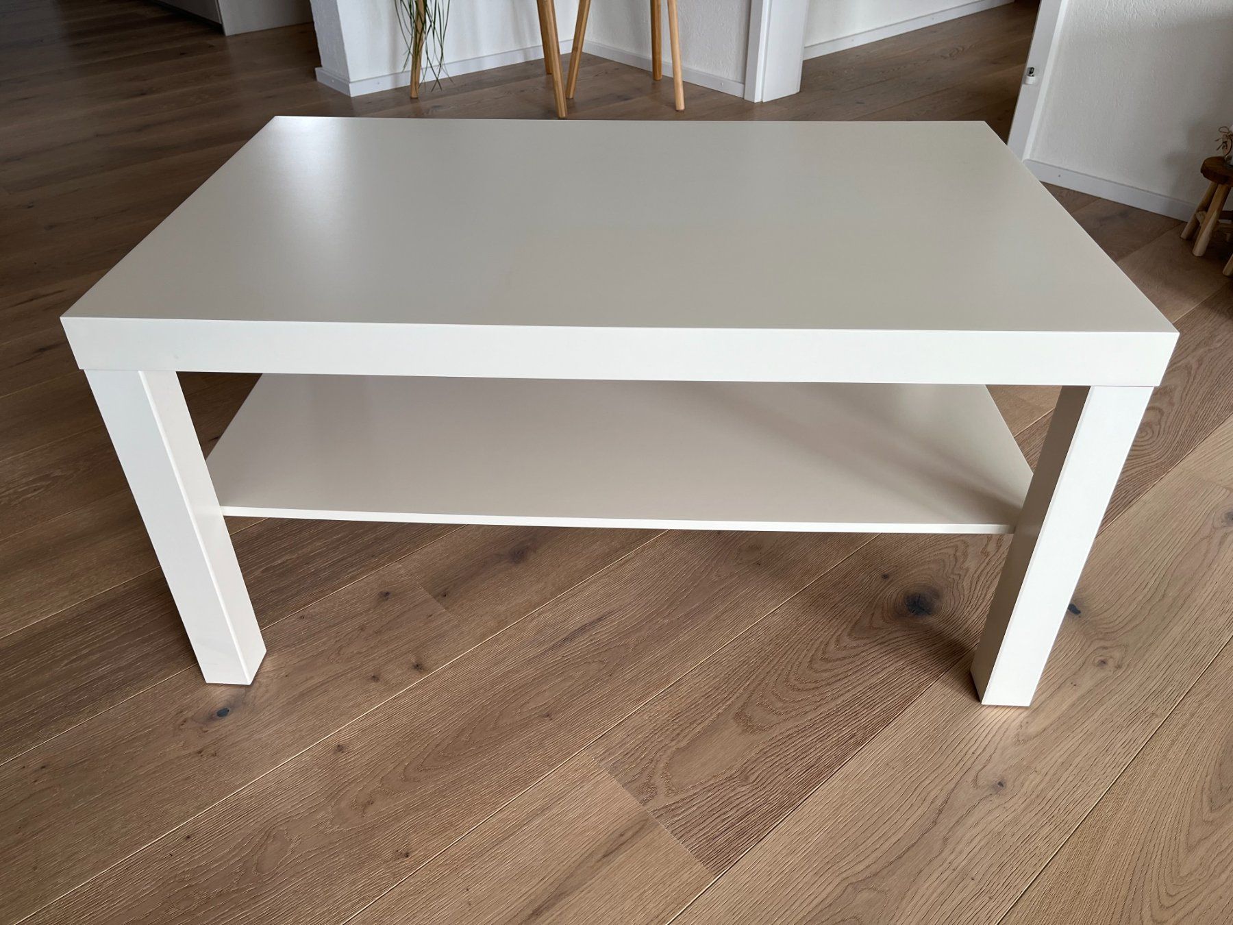 Ikea Tavoli: Tisch-Couchtisch weiss – Usato da Rüti ZH venduto da sunshine092 1