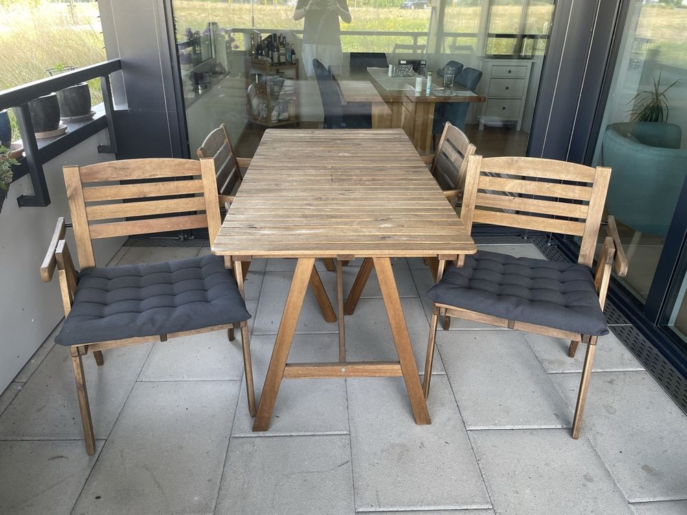 IKEA Holz Gartentisch mit 4 Stühlen + Sitzkissen Kaufen auf Ricardo