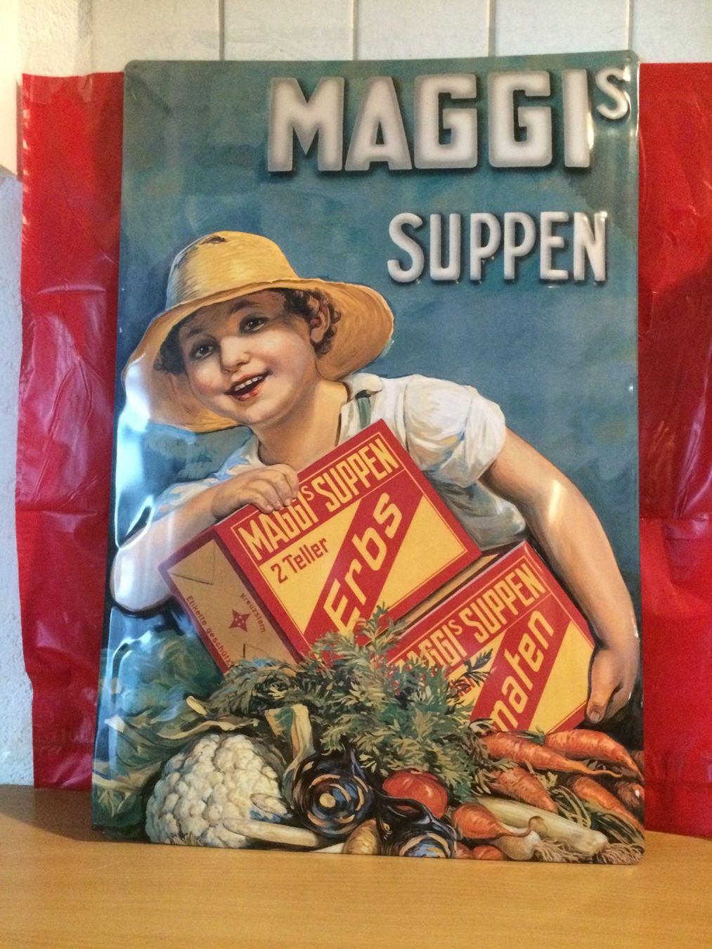 Maggi Insegne: EIN MAGGI - WERBE - BLECH-SCHILD/GLÄNZENDES SUJET / FAST NEU – Nuovo (secondo la descrizione) da EMMETTEN venduto da pfi_cbg5 7