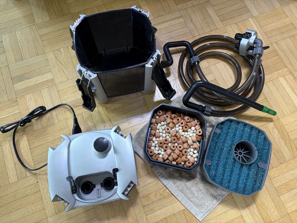 JBL Filtri: Filtre aquarium JBL e402 complet – Usato da Peseux venduto da ric_ybl8 2