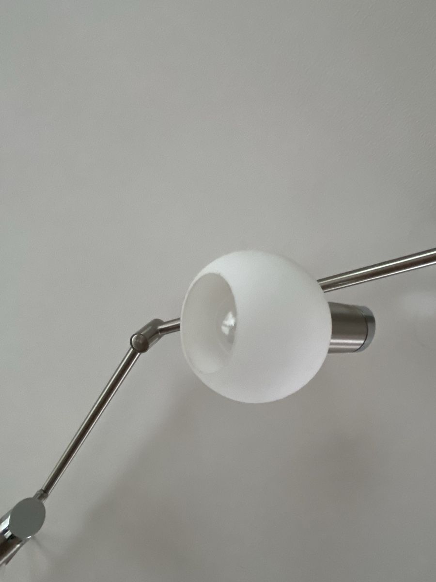 Kronleuchter & Deckenlampen: Grosse Deckenlampe, Metall, mit sechs Lampen – Gebraucht aus Brüttisellen von MaWa26 3