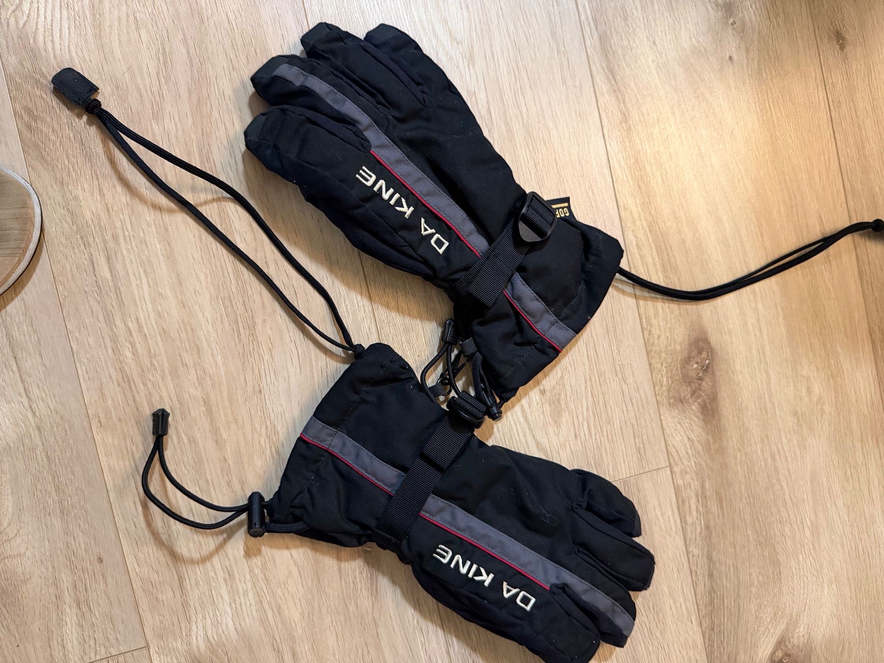 Guanti & manicotti: Handschuhe core tex – Usato da Ittigen venduto da zaf_6sy9