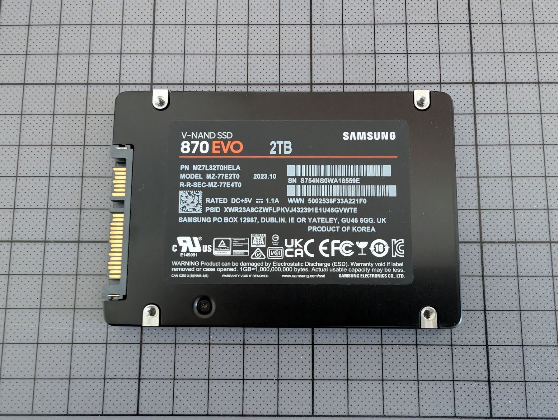 Samsung Harddisks: Samsung 870 EVO 2TB – Gebraucht aus Delémont von breacH