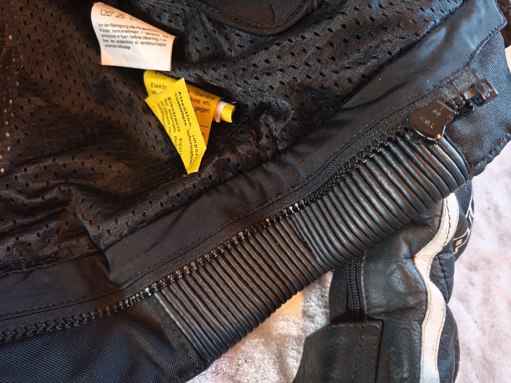 Completi & Tailleur: Motorradkombi – Usato da Subingen venduto da MZubi 5